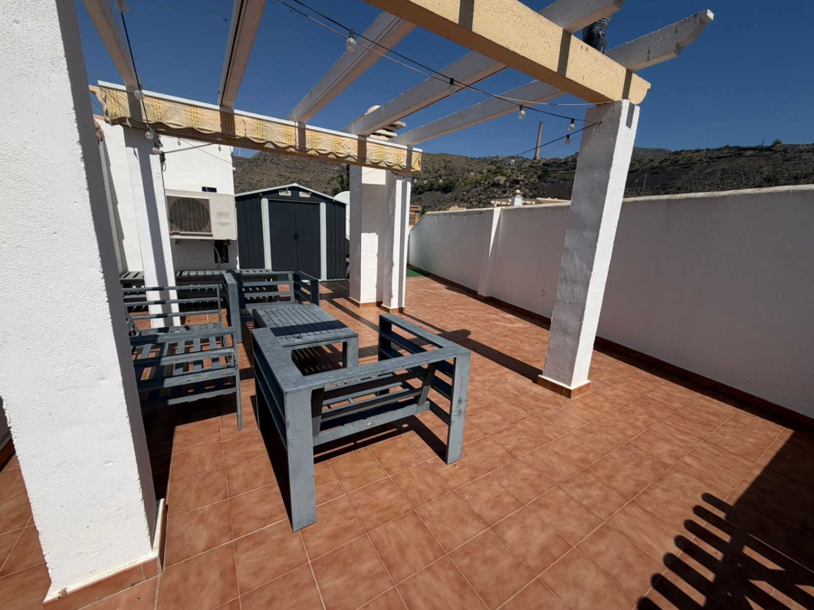 Fantástico apartamento de tres dormitorios y tres baños en Portman 