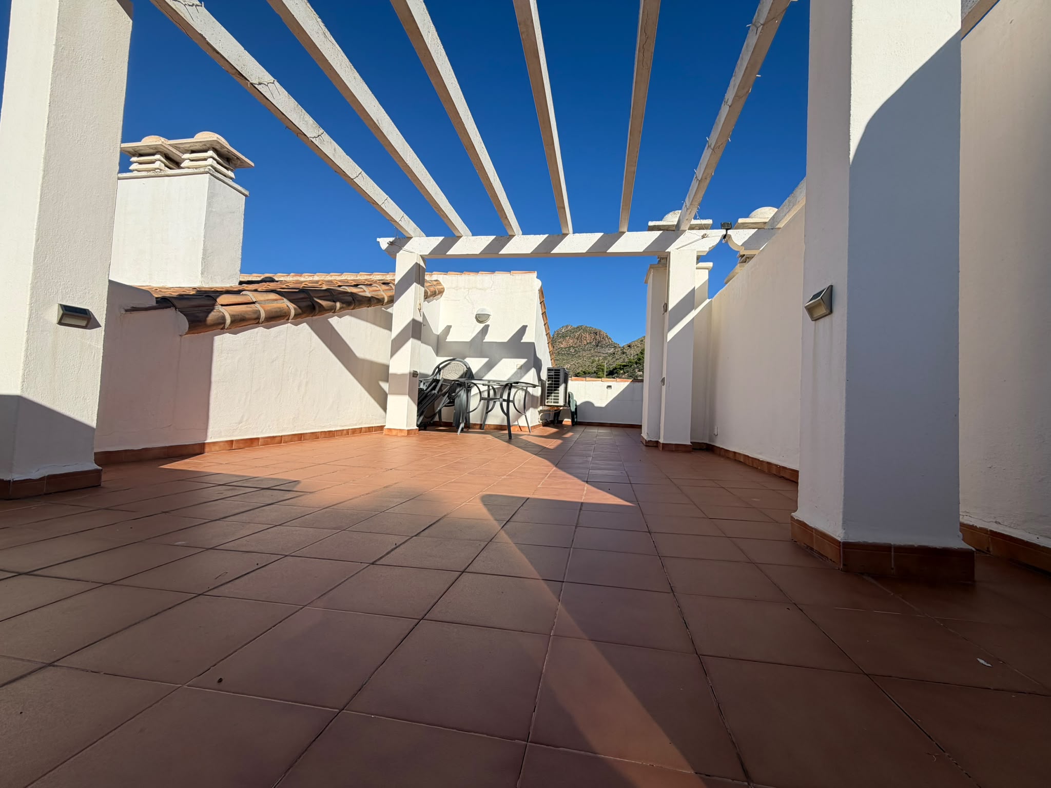 Fantástico Apartamento Ático totalmente amueblado en Urb. Puerto Vallarta 
