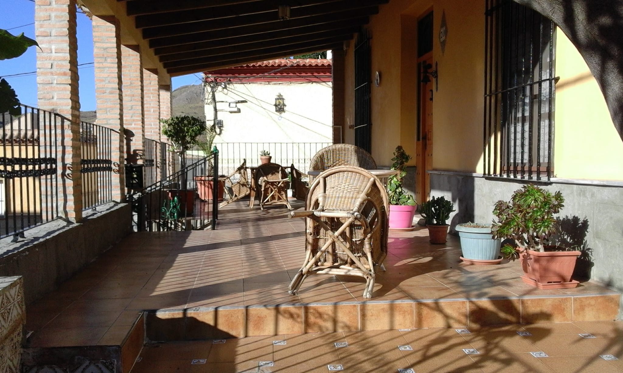 Amplia casa en Portman