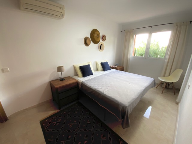 Fantastic 4 bedroom apartment overlooking the Mediterranean Sea